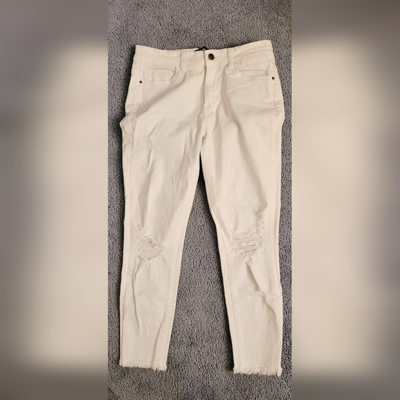 White Distressed Denim - Picture 5 of 7